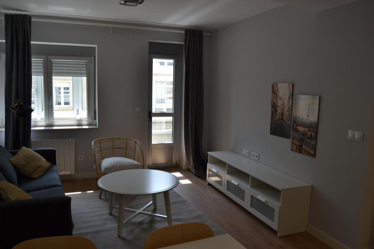 Inmoinsuas Yoana Home Sarria Exterior photo